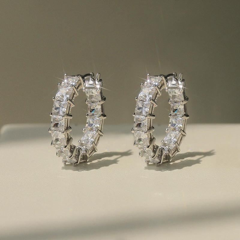 Huitan New Trendy Women Hoop Earrings Full Pave Princess Square Cubic Zirconia Fashion Contracted Female Circle Earrings Zircon