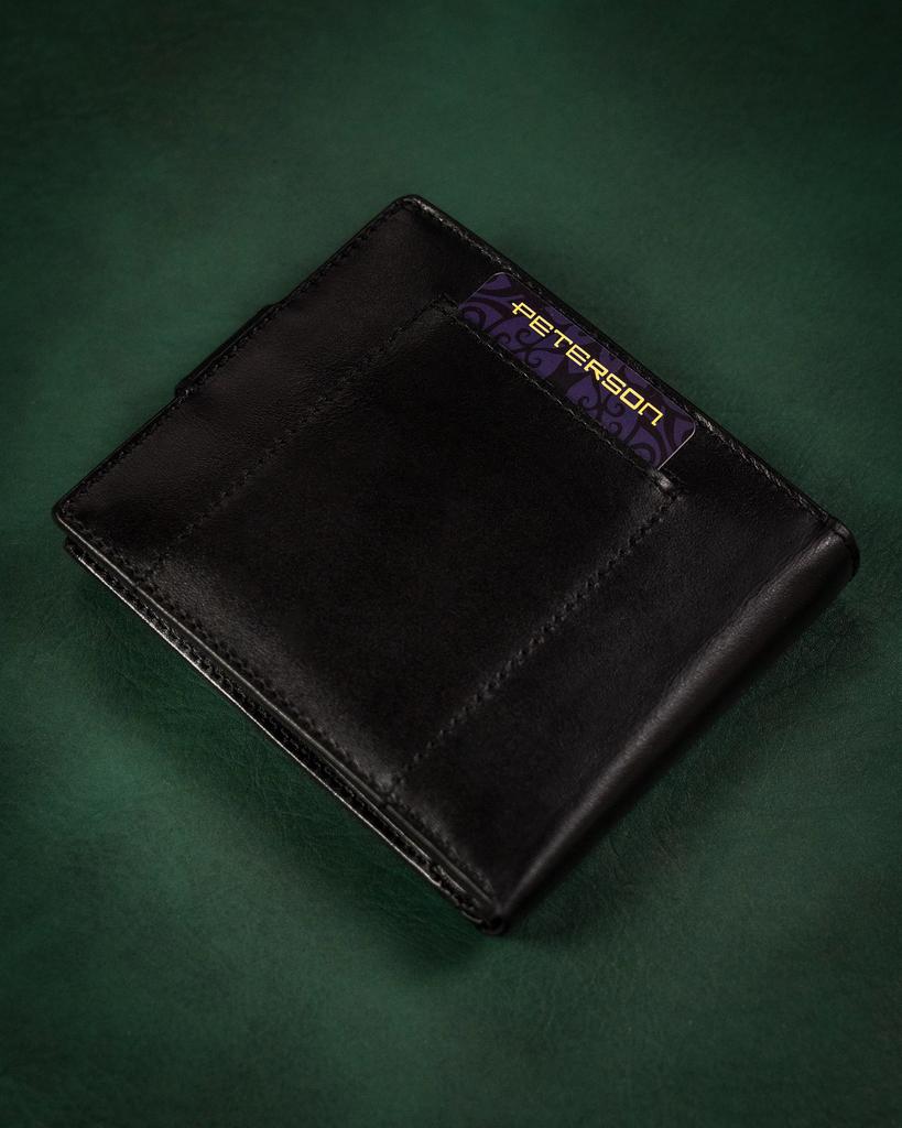 Gift Set: Men's Leather Wallet and Keychain - Peterson