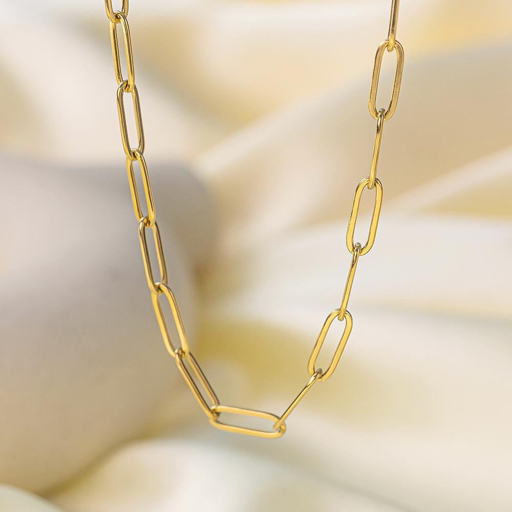 18K Gold Trendy Cuban Link Necklace: European & American Style, Non-Fading, Fashionable Personalized Chain, High-End Jewelry.