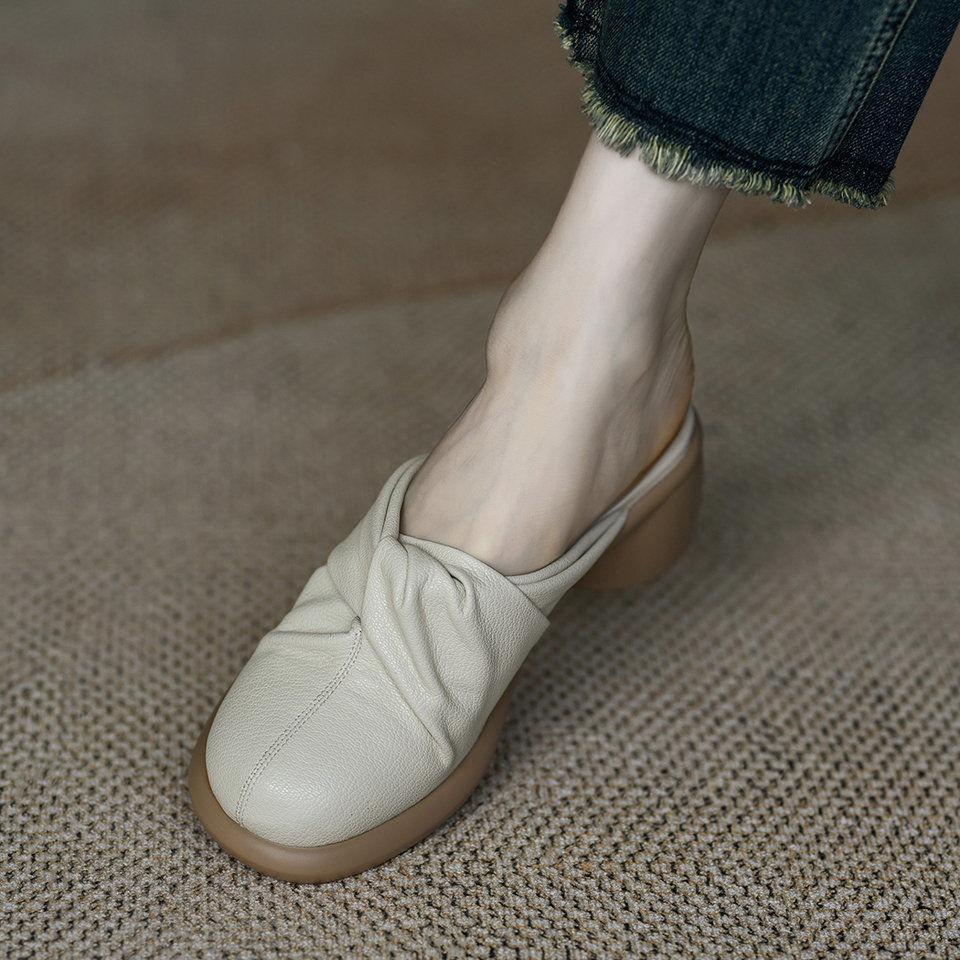 Cool slippers women's 2025 summer wear soft French niche muffin thick bottom half drag middle heel bag head drag round and round head