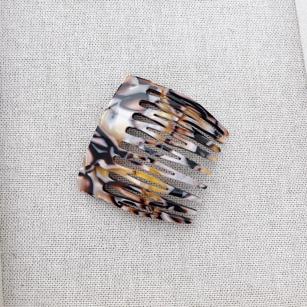 Fashionable leopard print without damaging hair, hair comb with reverse insertion - retro style, suitable for daily use