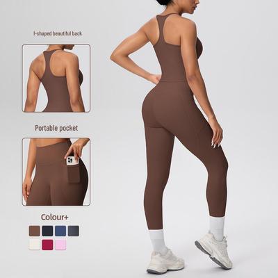 Abiti e completi – Abbigliamento sportivo