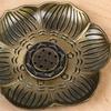 1Pcs Home Room Decoration Flower Shaped Metal Incense Burner Craft Ornament For Spa Yoga Meditation Accessories