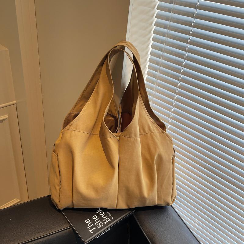 

Весна 2025 нишевый тренд наплечная сумка новая сумка женская модная сумка-тоут повседневная сумочка хаки