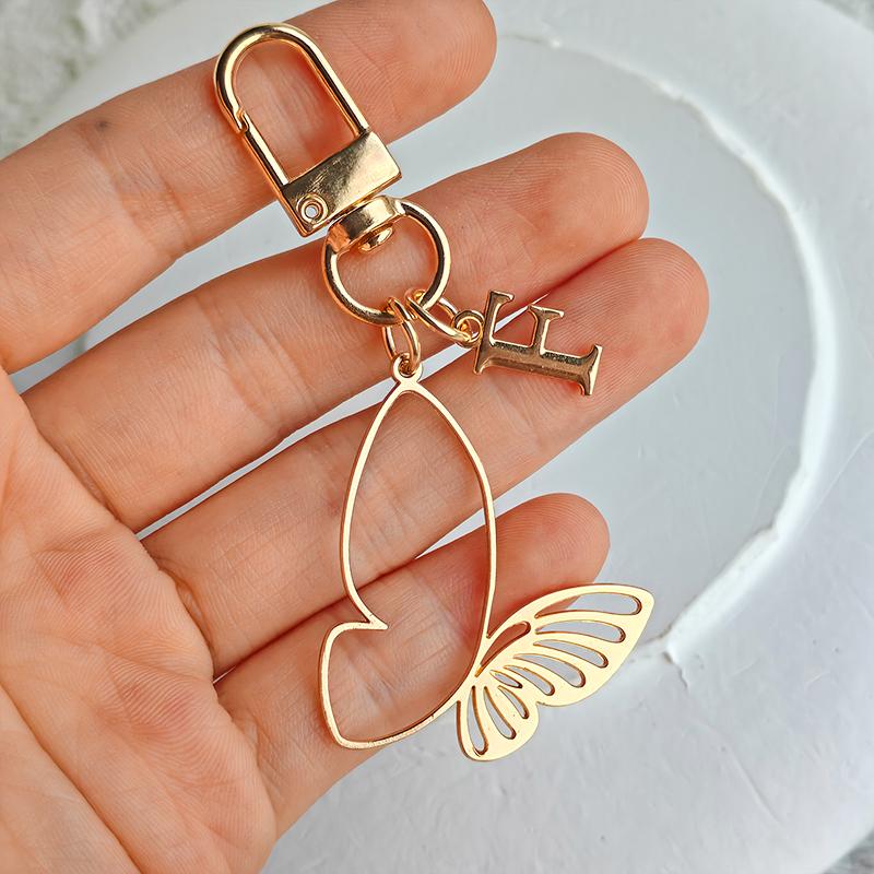 1PC Alphabet Luxury A-Z Fashionable Keychain Vintage Alloy Artistic Gold Hollow Butterfly Elegant