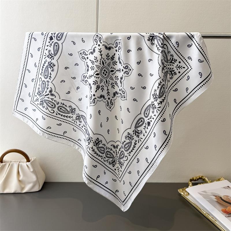 Luxury Brand 2026 Paisley Print Shawl Square Scarf for Women Wraps Neckerchief Female Hair Bands Ribbon Headband Bandana