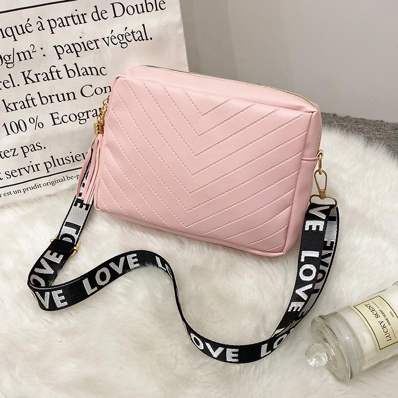 Women's New Fashion Trend Oblique Span Bag Pattern Shoulder Bag Letter Wide Chain Simple Bag