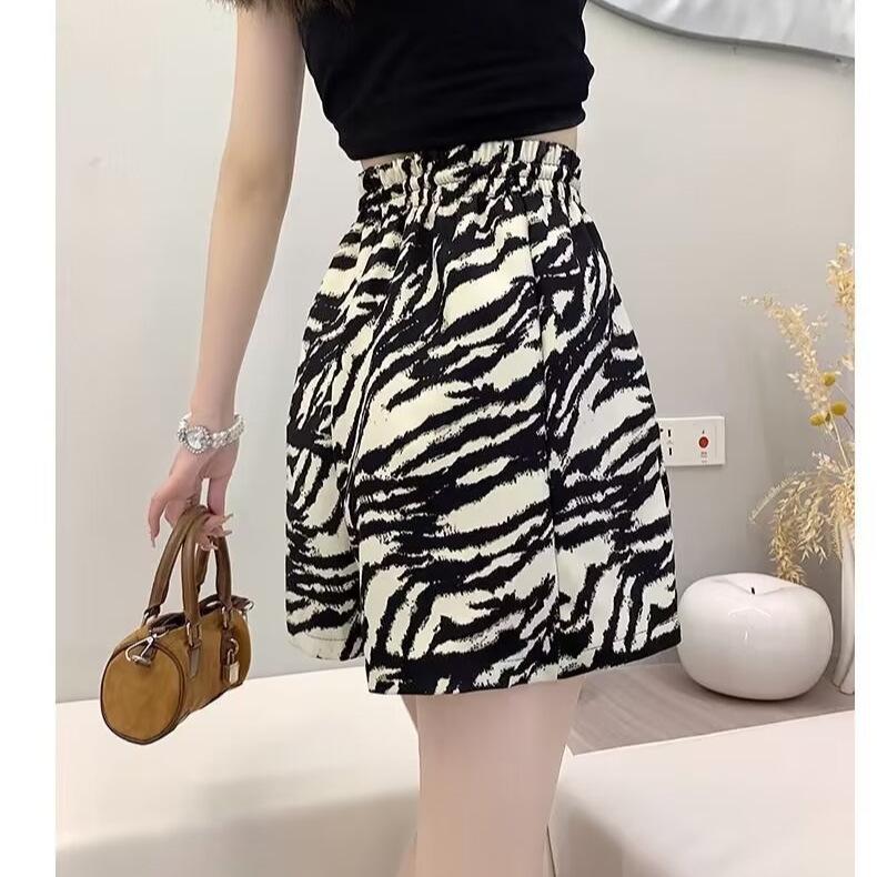 Women's Plus Size Ice Silk Print Shorts - Breathable, Quick-Drying, Slimming, and Versatile