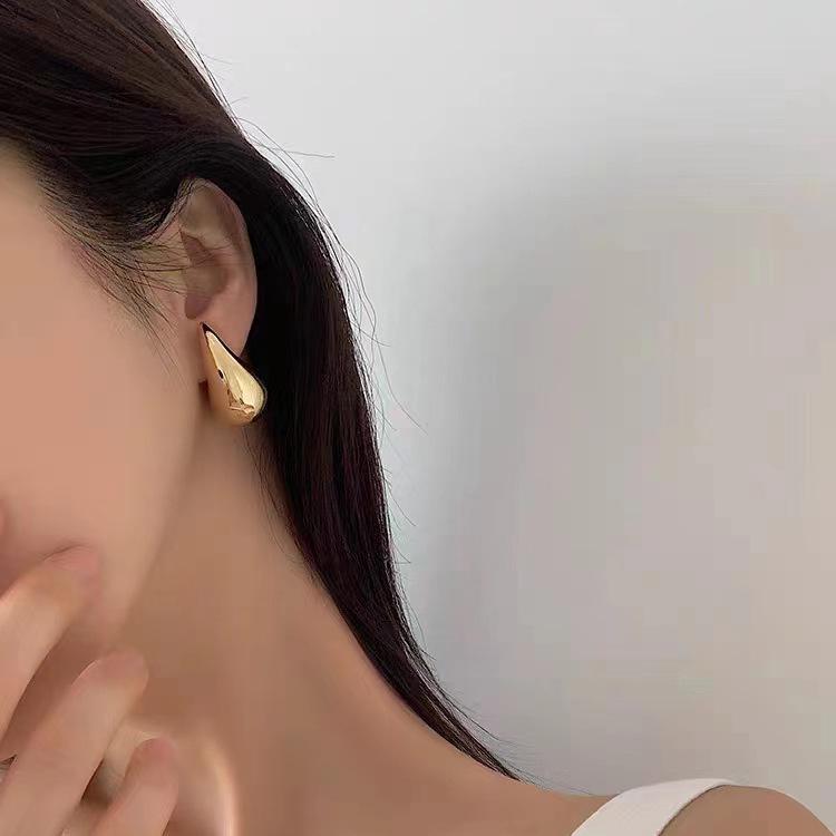European & American Teardrop Stud Earrings: Fresh, Elegant, and Versatile Style
