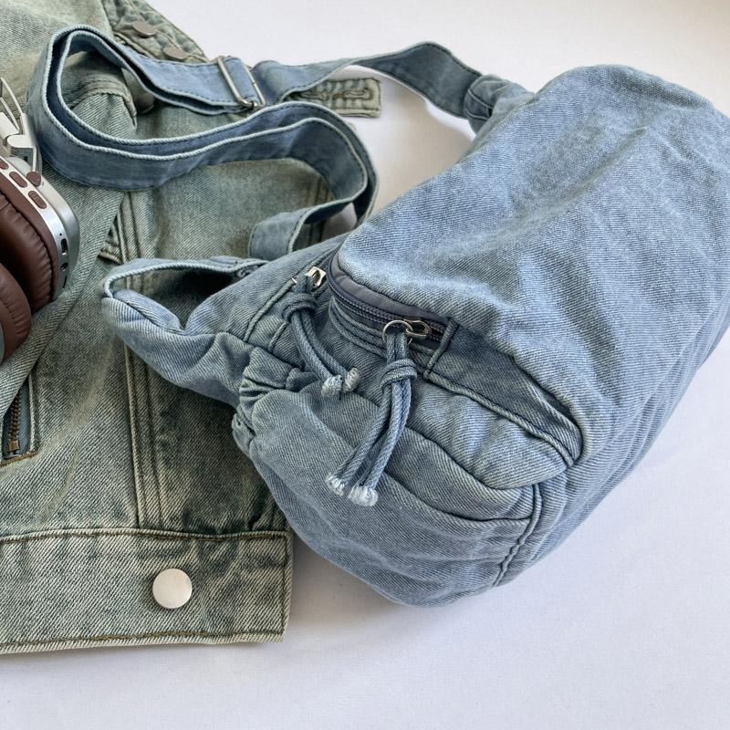 Denim Shoulder Bag Women's Crossbody Bag Commuter Large Capacity Underarm Bag