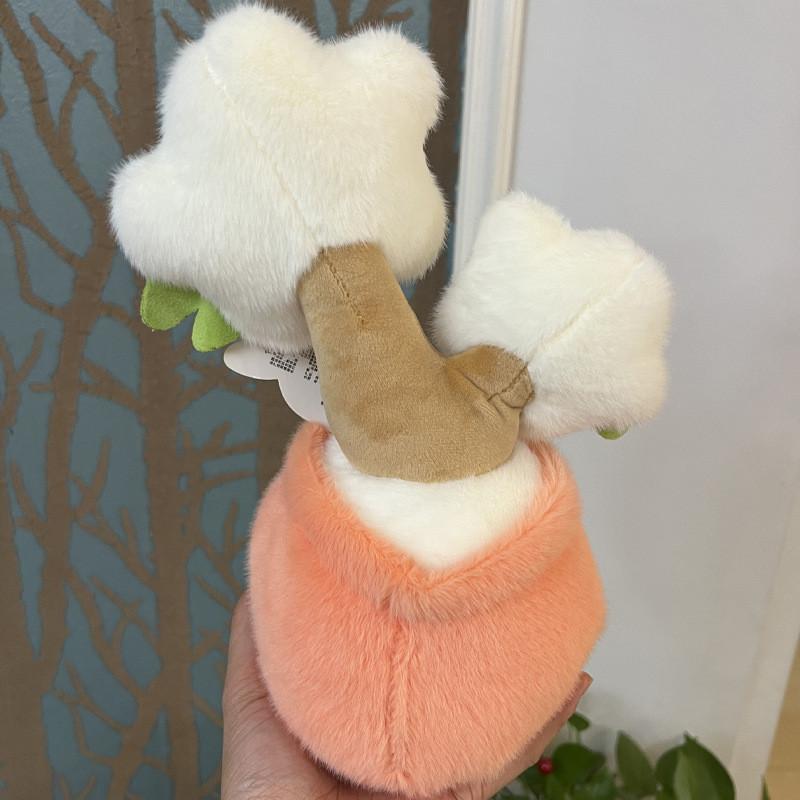 Plush Plant Decor With Emotive Tree Figurine For Home And Gift Use