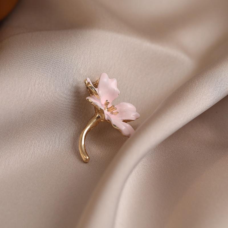Cherry Blossom Anti-glare Brooch High-end and Elegant Anti-glare Clasp Brooch Versatile and Personalized Pin