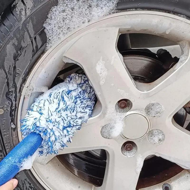 Premium Car Wash Brush Plush Wheels Cleaner with Non-Slip Handle Easy Cleaning Rims Spokes Wheel Barrel Car Accessory