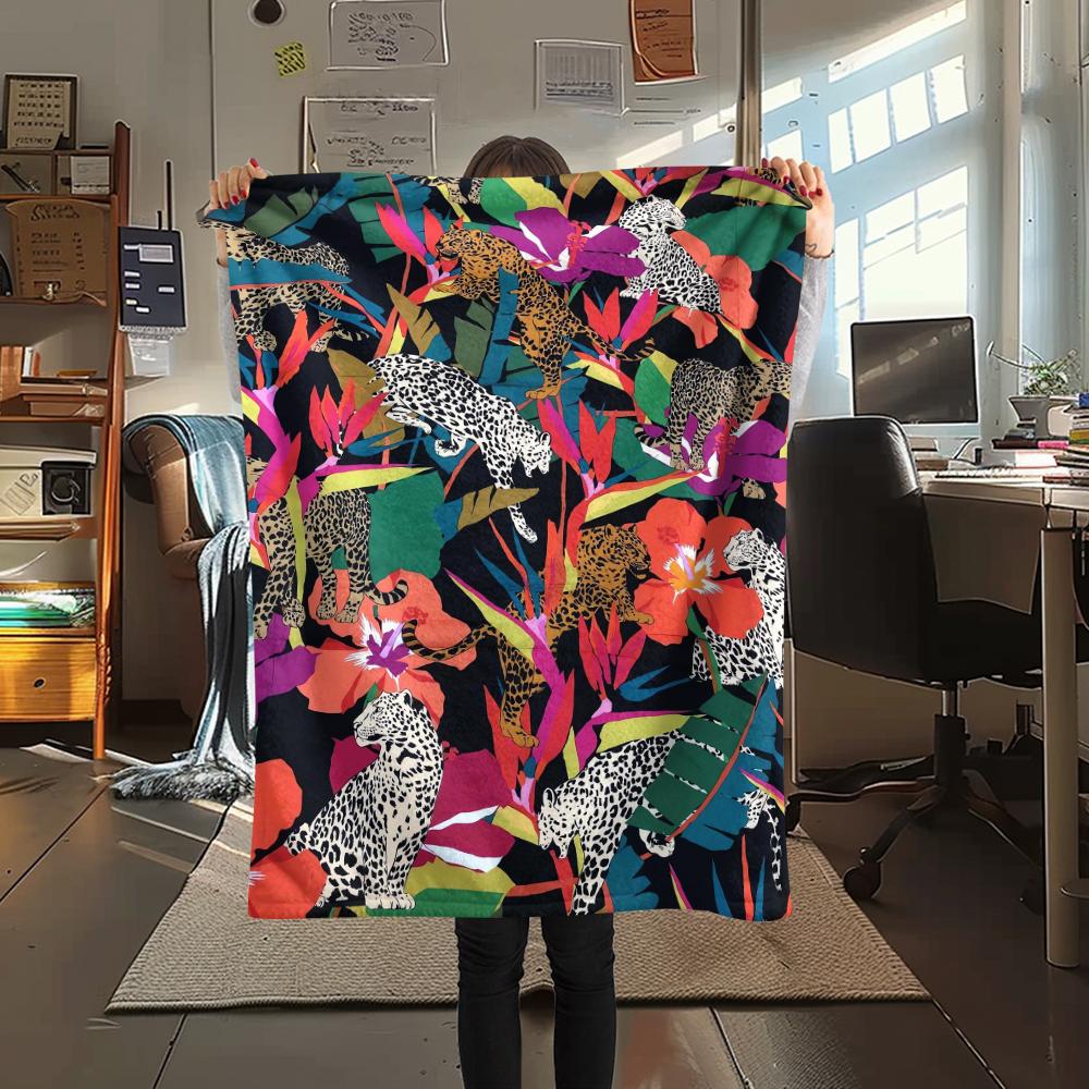 1Pc Jungle Leopard Print Flannel Blanket, High Quality Comfortable for All Seasons, Home Decor, Warmth and Comfort, Perfect for Christmas Gifts