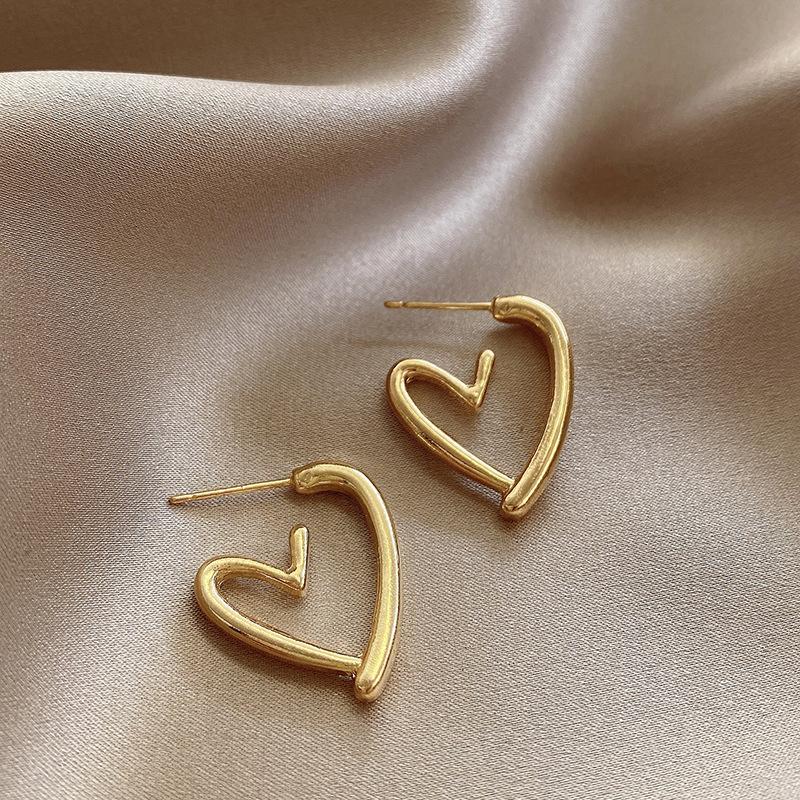 Silver needle same gold earrings women's light luxury high-end temperament pearl stud earrings retro new earrings