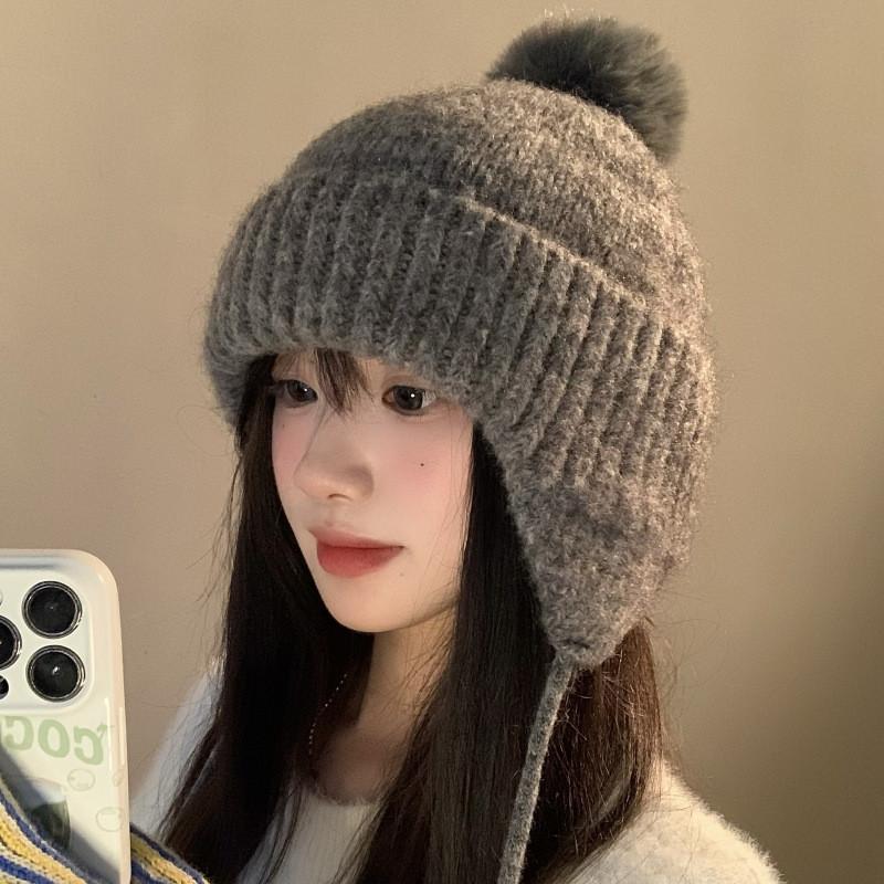 Stylish Winter Knit Beanie Hat For Women Soft Acrylic Warmth For Cold Days