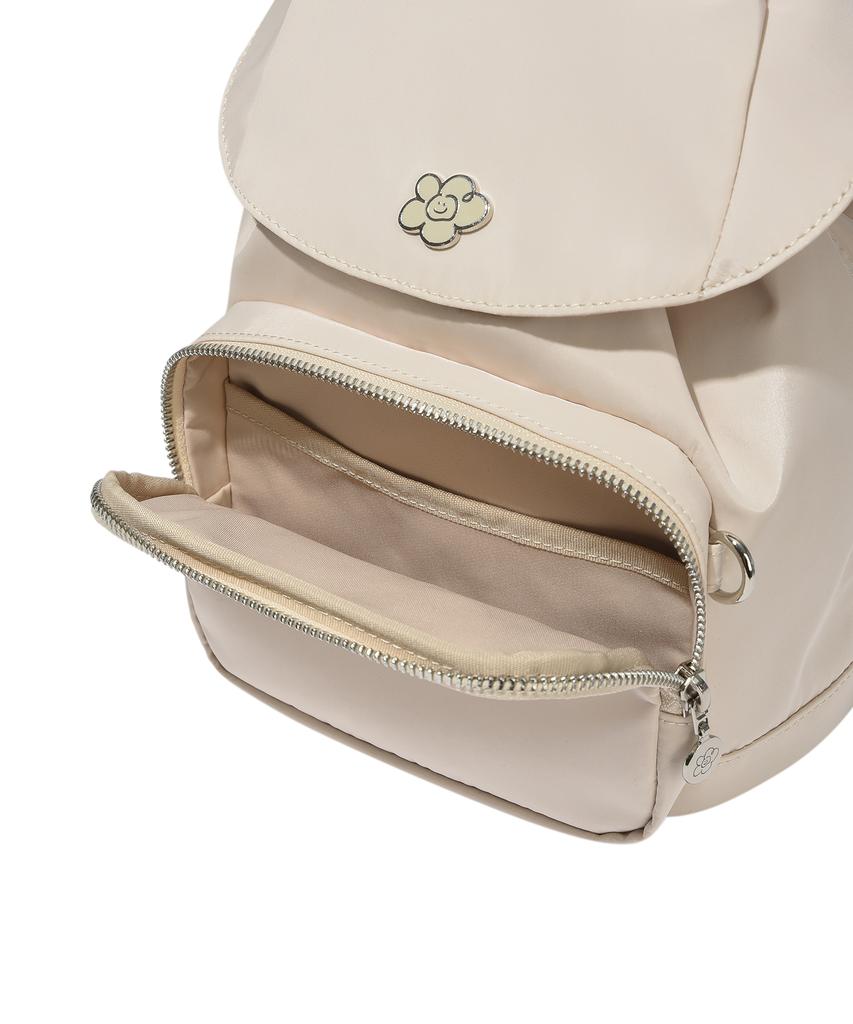 Wacky Willy Lily Cargo Backpack Small Ivory