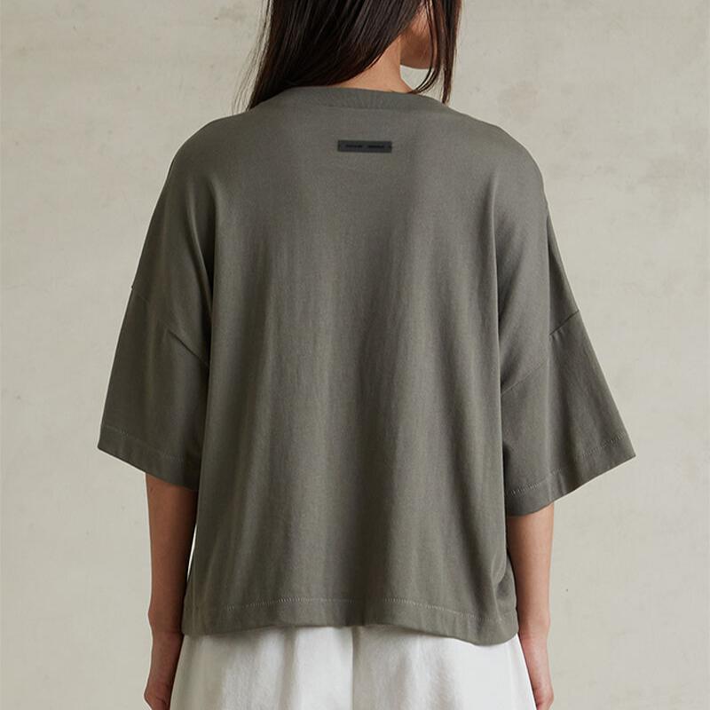 Fear Of God Essentials Letter Logo Loose Short Minimalist Fashion Short Sleeve T-Shirt Women tops 125SP257167FW