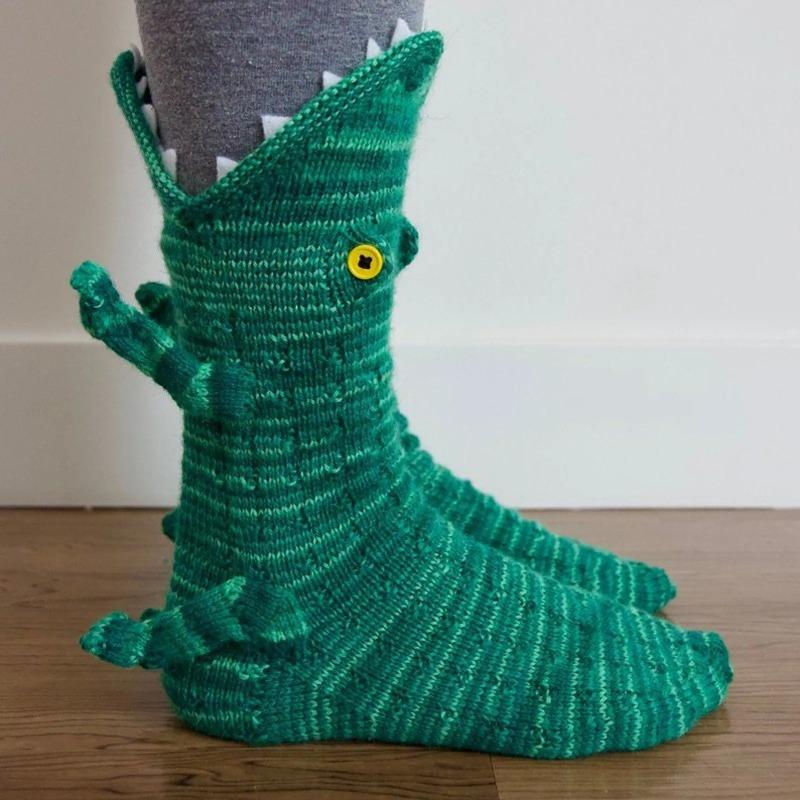 Knit Crocodile Sock Leisure Athletic Sports Crew Dress Christmas Knitted Crocodile Socks Creative Mid-calf Animal Socks One Size