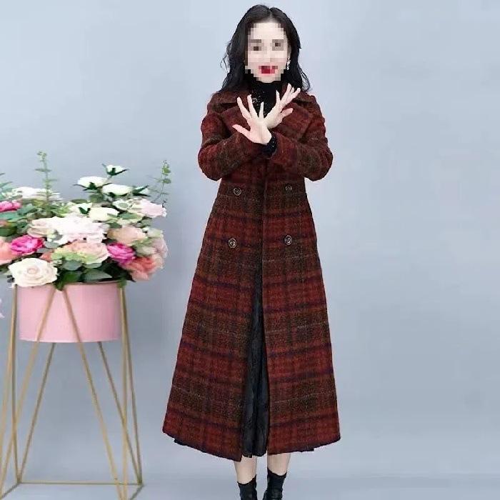 Women s 2025 Red Plaid Woolen Coat - Autumn/Winter Fashion Slimming Age-Reducing Overcoat 3XL