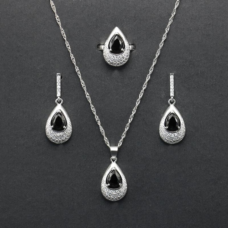 European and American Jewelry Temperament Fashionable Metal Sparkling Diamond Jewelry Water Droplet Gemstone Necklace Ring