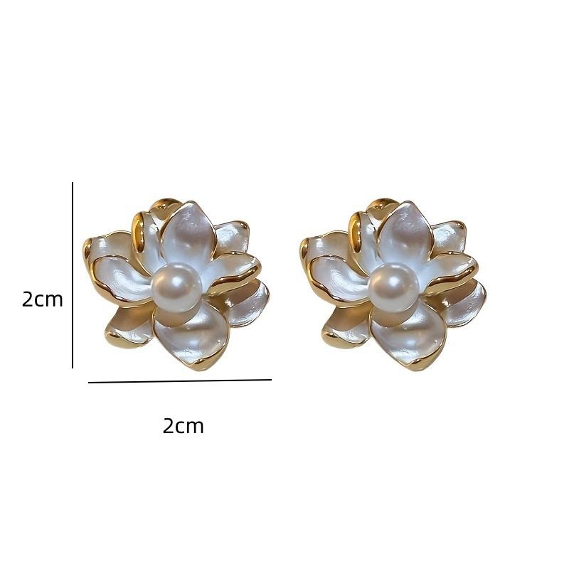 Imitation Pearl Flowers Geometry Stud Earrings for Women Simple Retro Temperament Fashion Sweet Personality Jewelry Gift