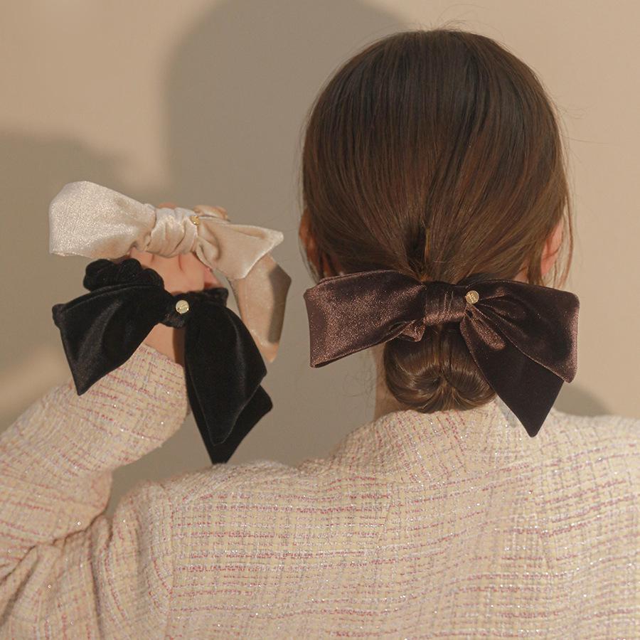Elegant Velvet Bow Hair Tie for Women - Large Intestine Rubber Band Hair Accessories for Autumn and Winter