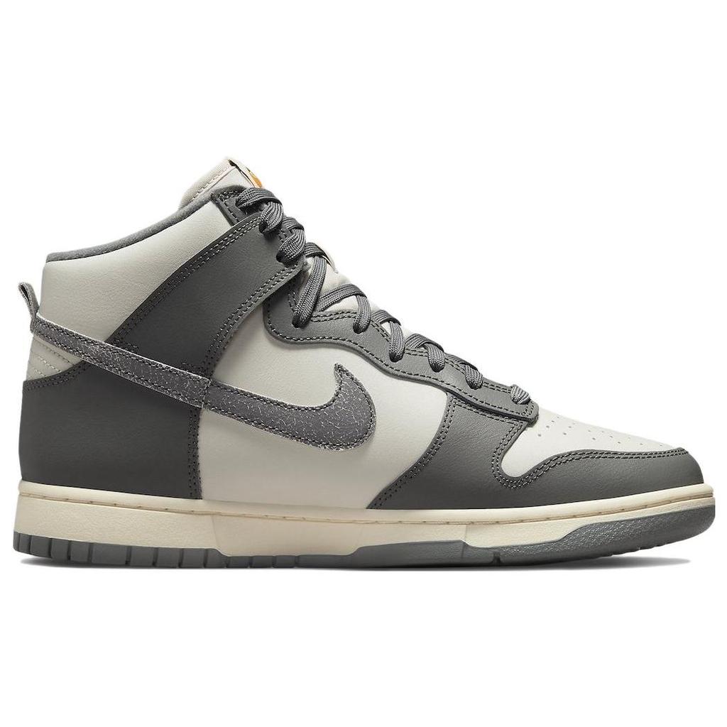 Nike Dunk High SE Light Bone Men Sneakers Grey Tumbled-Grey Coconut-Milk DM0582-001