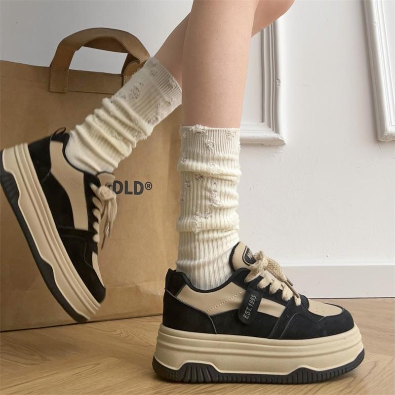 Versatile classic commuter platform white shoes women's 2025 new popular autumn height increase lightweight casual sports shoes