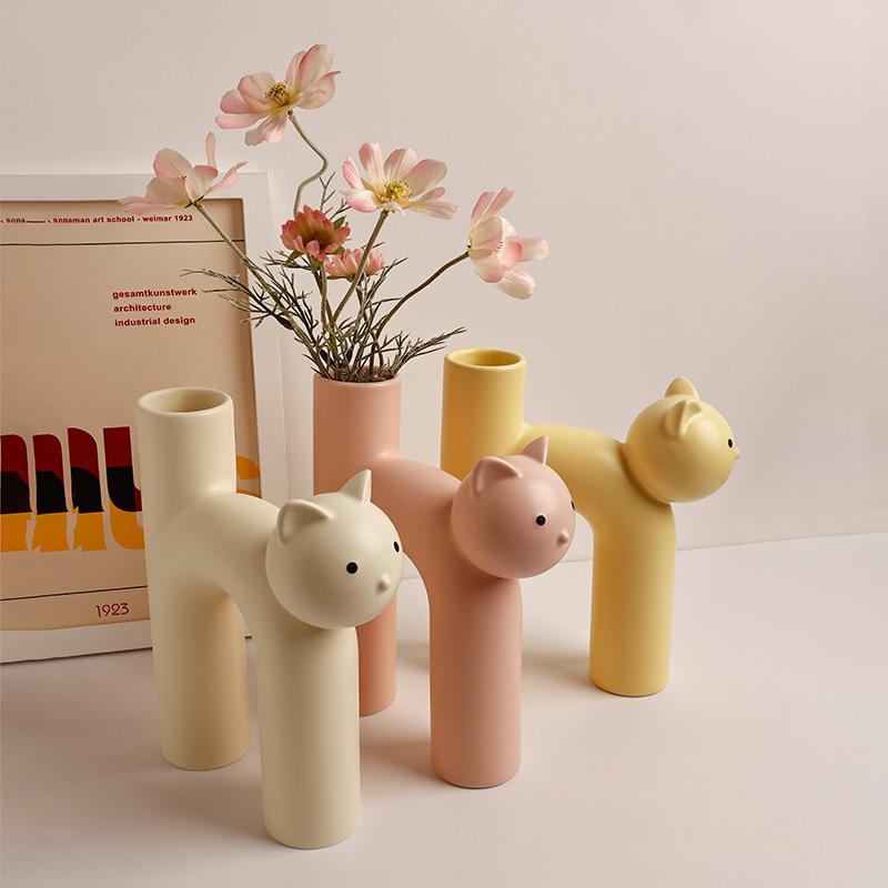 Nordic Cat Flower Vase Ornament - Cute Cream Style Decoration for Floral Arrangements