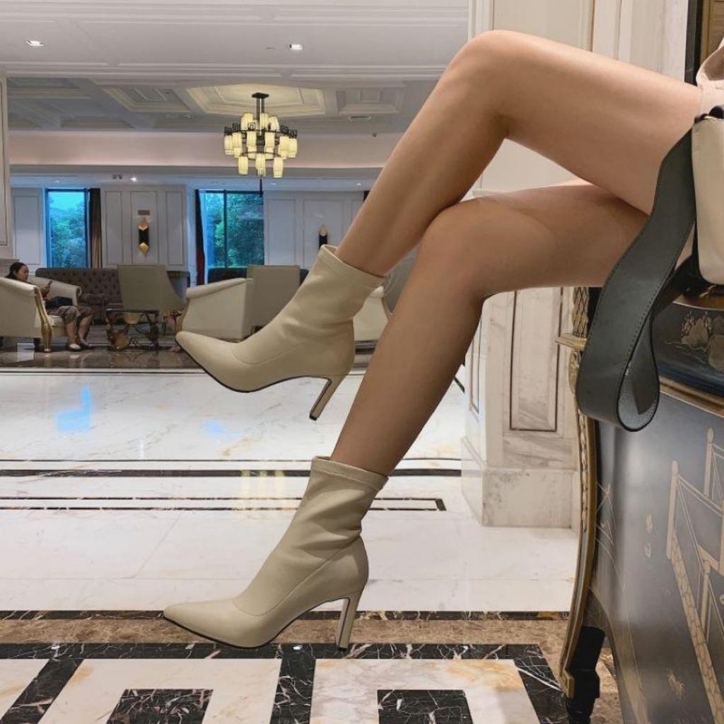 Short Boots Women's Spring and Autumn Single Boots Pointed Skinny Coarse Heel White High Heels Winter High Heel Boots French Boots