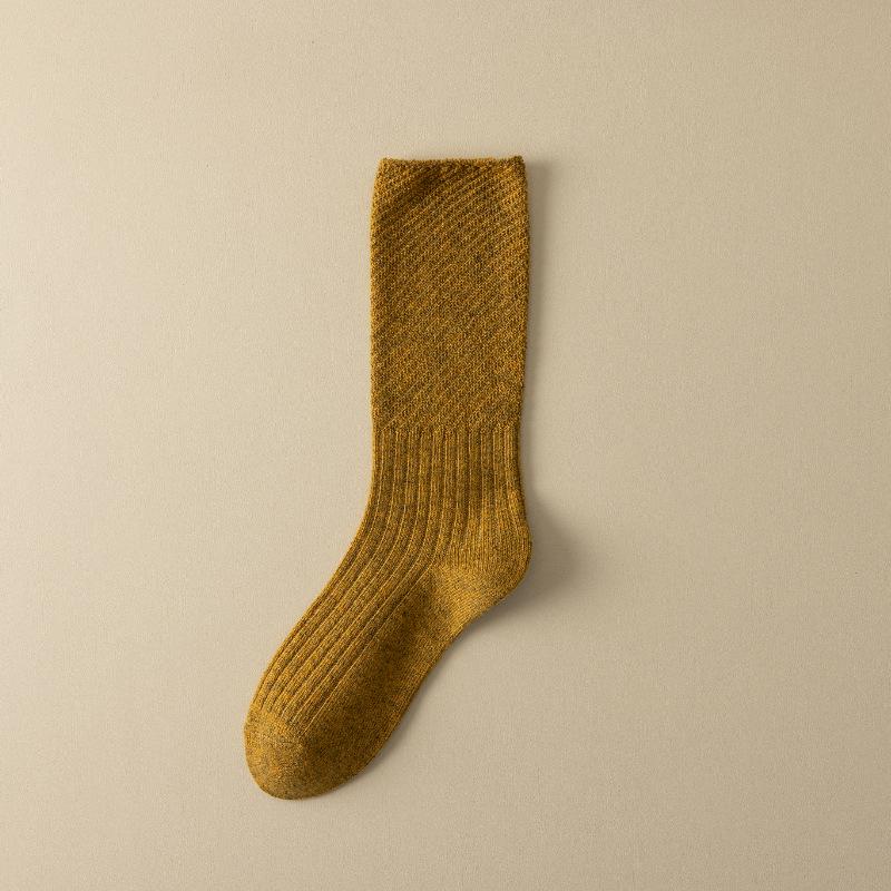 Women s Mid-Calf Warm Wool Socks: Thick, Versatile Solid Color Knitted Korean Style One Size