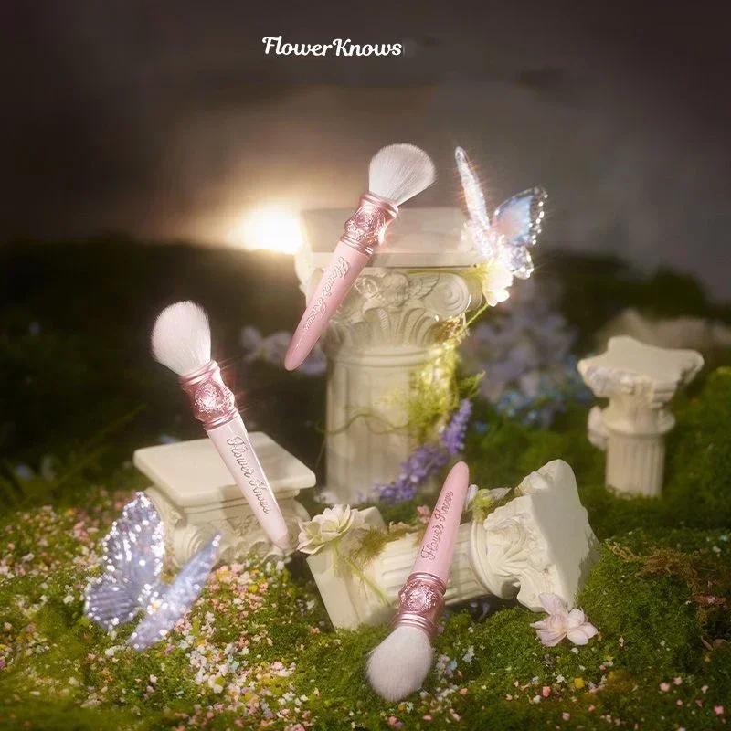 Flower Knows Midsummer Night's Fairy Tale Series Blush Brush