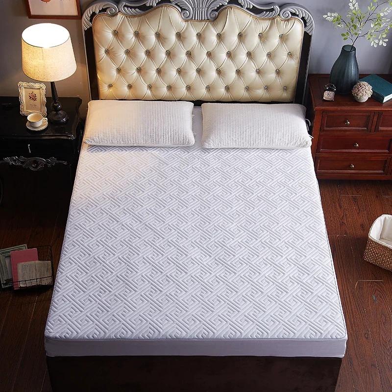 Breathable and Anti-Bacterial Mattress Topper with Air-Permeable Bed Pad for a Comfortable Night's Sleep