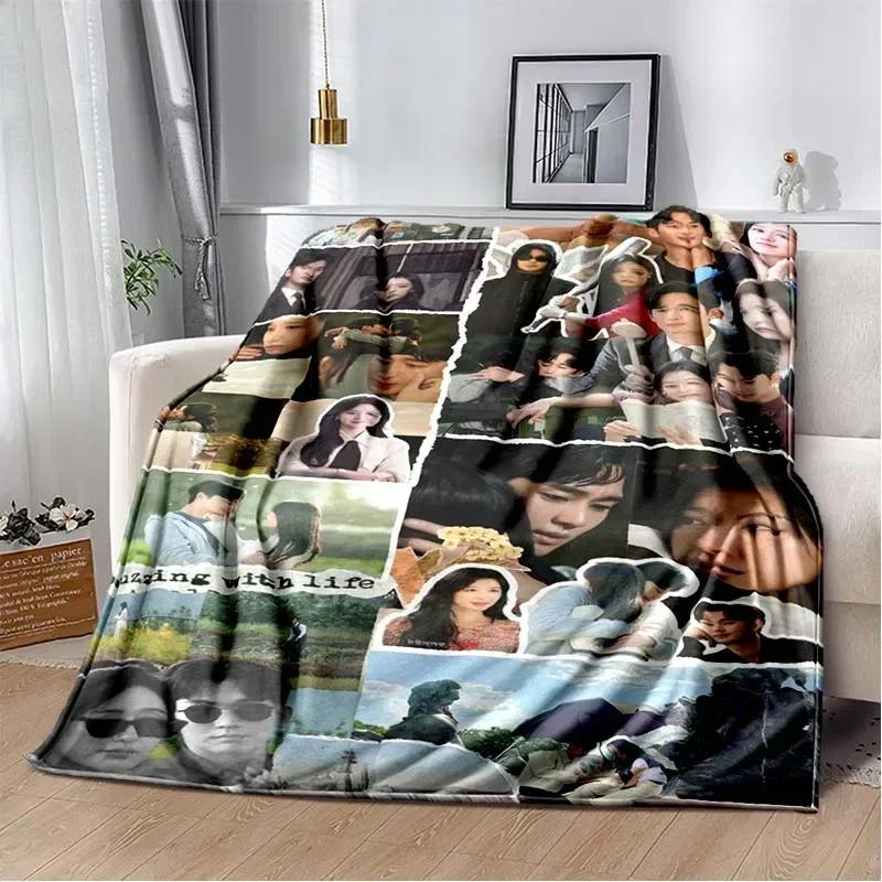Queen of Tears TV HD Druck Flanelldecke Weicher Plüsch Sofadecke Wohnzimmer Schlafzimmer Warme Decke Moderne Heimdekoration Geschenk