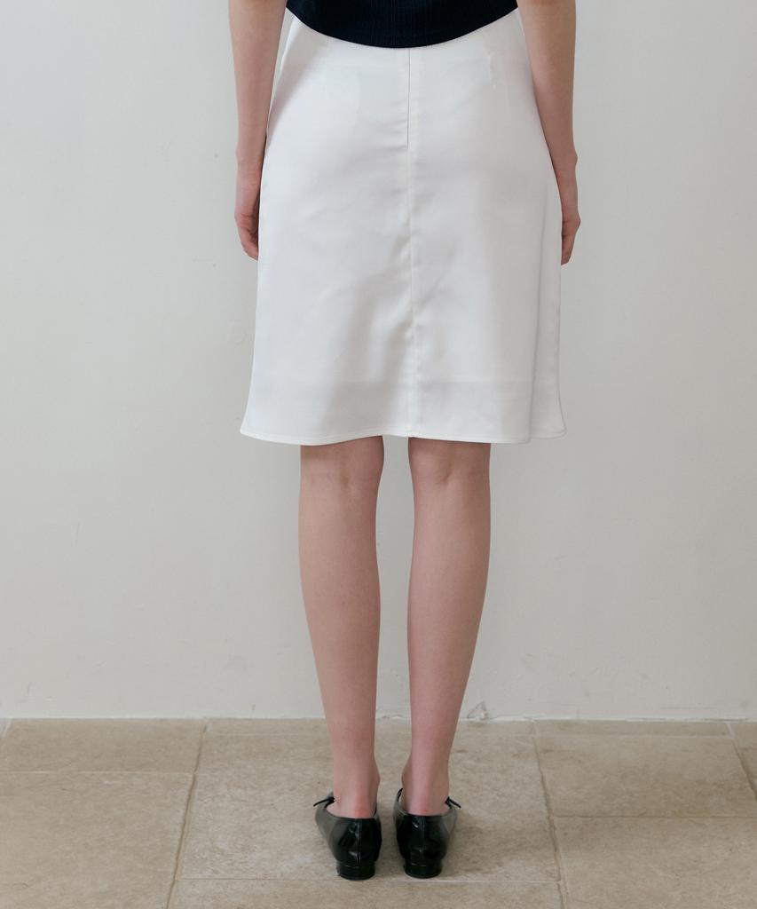 Riorg Batd Satin Midi Skirt White