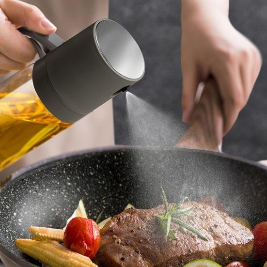 250ml skleněná láhev s rozprašovačem oleje na vaření, rozprašovač olivového oleje, rozprašovač do fritézy, salátové pečení, jemná mlha, ergonomická rukojeť, přenosná kuchyňská linka