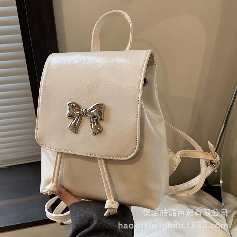Premium sense bag women 2025 new backpack fashion niche shoulder bag commuting multi-purpose popular bucket bag