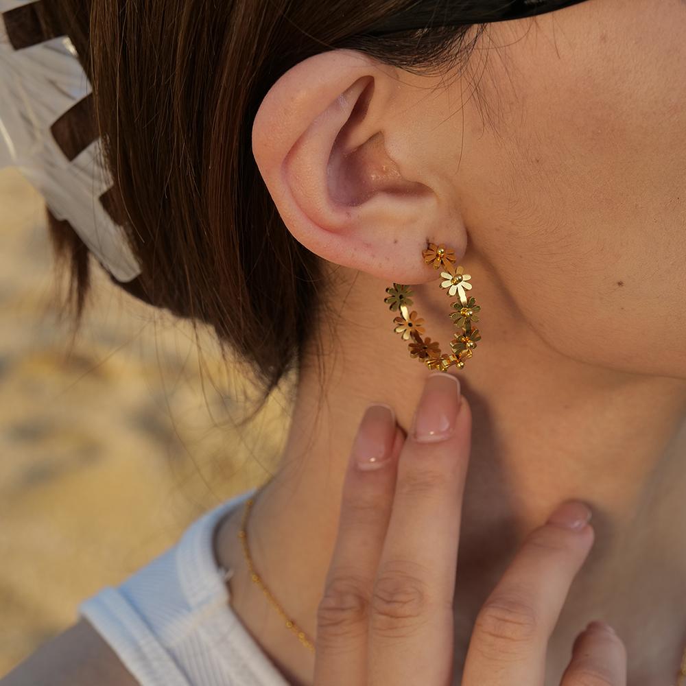  Stainless Steel Metal Flower Stud Earrings Rust Proof 18K Gold PVD Plated Prevent Allergy Trendy Attractive Jewelry Accesso