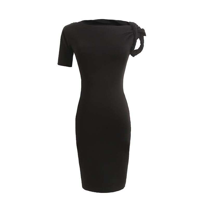 Pure Desire Asymmetrical Off-Shoulder Dress: 2024 Summer Sexy Slim-Fit Hip-Hugging Skirt for Women