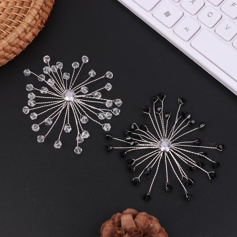 1Pair Handmade Beaded  Glass Snowflake Earrings Wedding Dress Exaggerated Ear Studs Bridal Jewelry Fashionable Jewelry