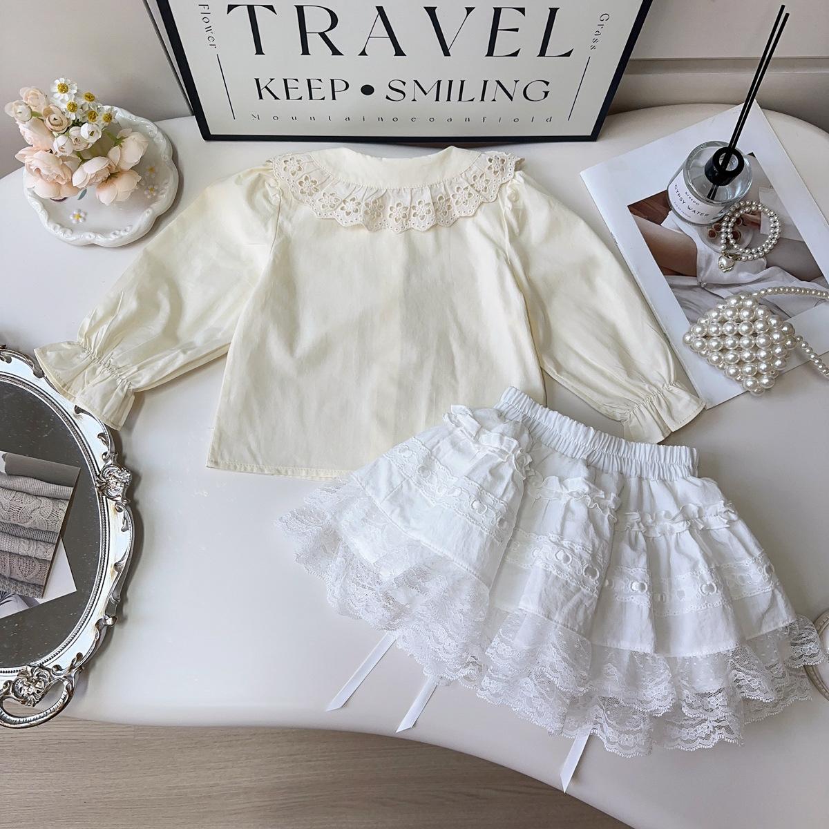 

Комплект рубашки для девочки на весну и осень со стильным топом-рубашкой с кружевной вышивкой в виде листьев лотоса и кружевной юбкой 140