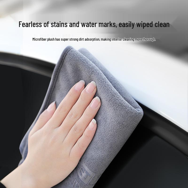 Ultra-Absorbent Car Wash Towel - No Lint, No Watermarks, Ideal for Car Interiors