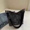 Neutral Square Bag, Suitable for Both Men and Women, Tote Bag Style, Great for Travel and Photo Shoots, Leopard Print Design.
