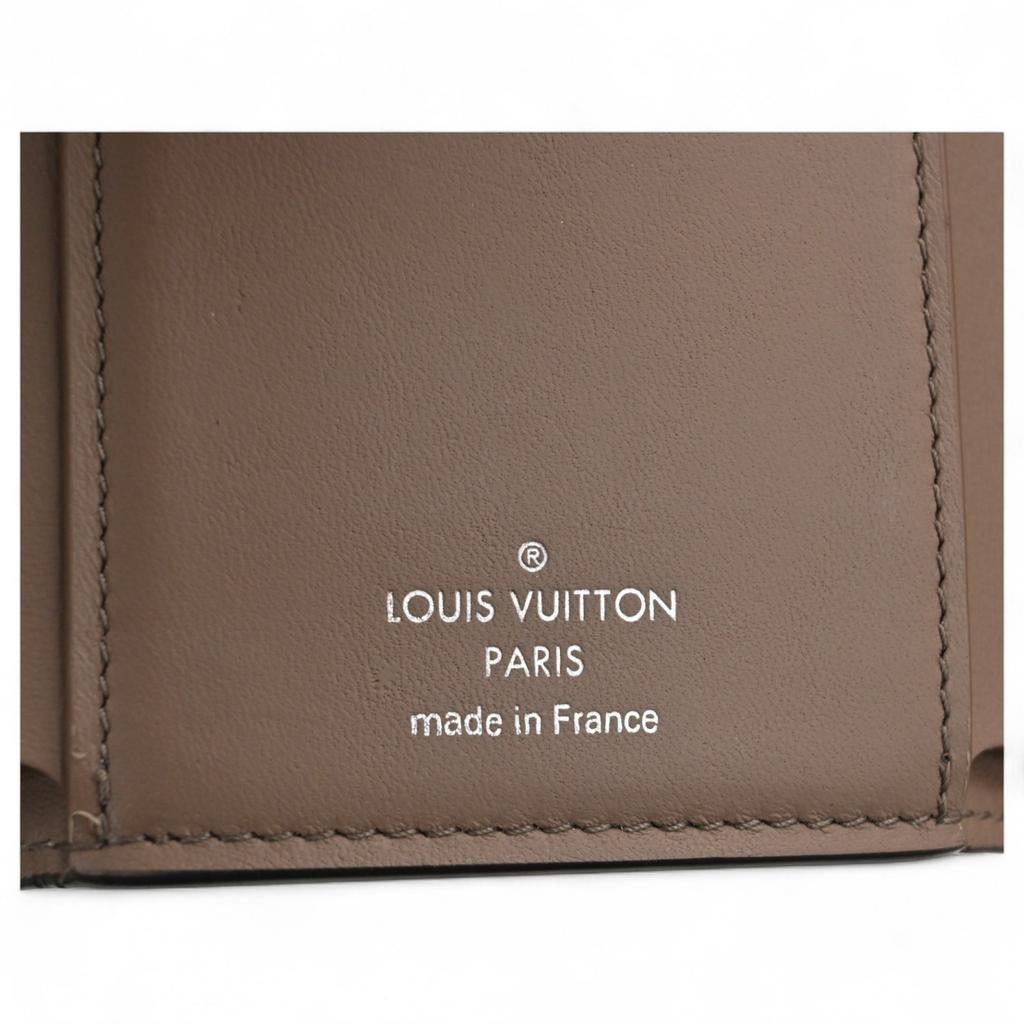 Auth LOUIS VUITTON Porte Feuille Capucines Compact Trifold Wallet Pink Lv9929zj