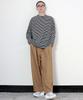Deumakeu Wide-Fit One-Pleat Plain Pants Khaki Beige