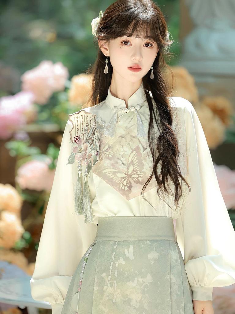 Yi Meng Ge Originales Feenhaftes Hanfu Damen Set: Oberteil und Rock im chinesischen Stil