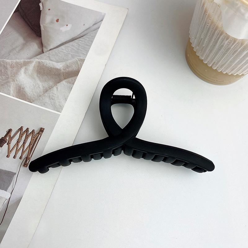 Large 13cm Matte Shark Hair Clip: Korean Style Celebrity-Inspired Ponytail Accessory
