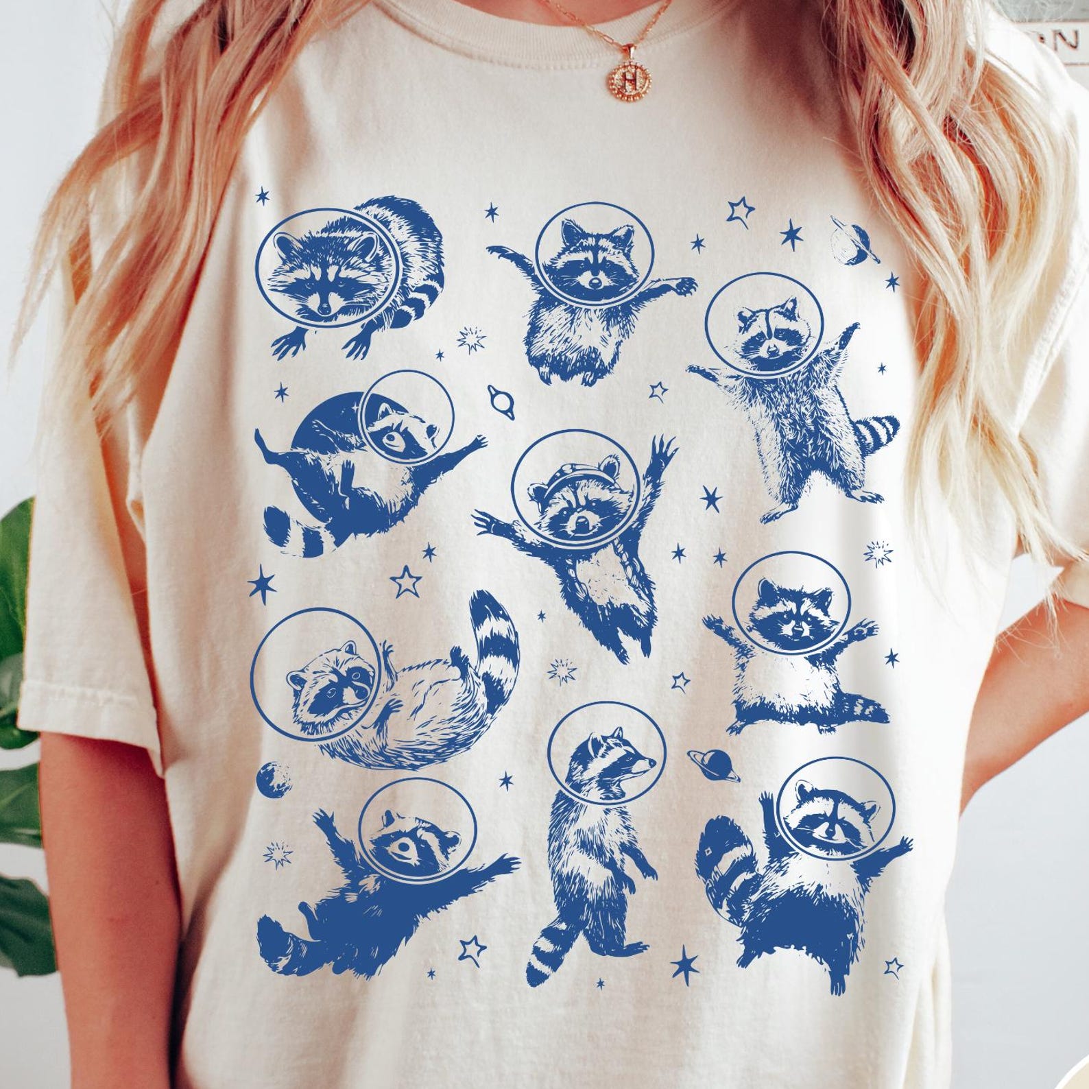 Raccoons in Space Comfort Colors® Shirt, Funny Raccoon T-Shirt, Unisex Shirt, Aesthetic Graphic Retro Vintage T-Shirt, Raccoon Lover Tee L