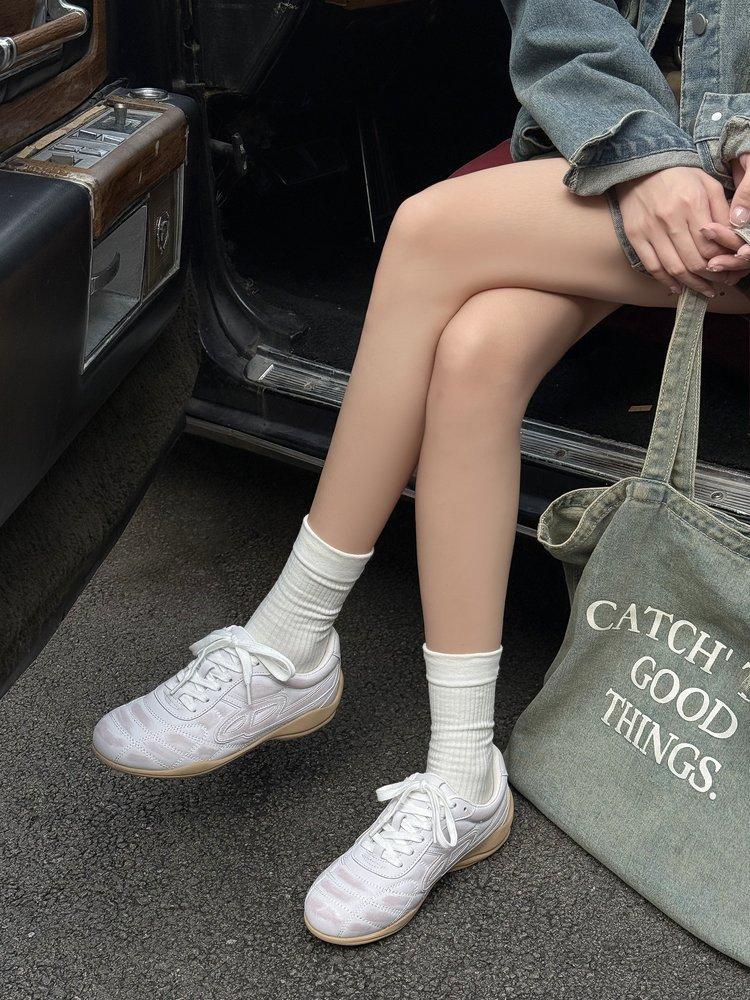 

Cowhide version~ Bai Jingting s same German training shoes for women s 2025 summer new soft-soled lightweight casual sports shoes Forrest Gump shoes 40